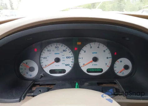 2001 Dodge Grand Caravan Sport from USA, damaged, VIN 2B4GP443X1R367112